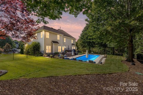 224 Clear Spring Court sold home in Pleasant Glen, Fort Mill, SC