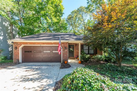 32 Foxberry Drive