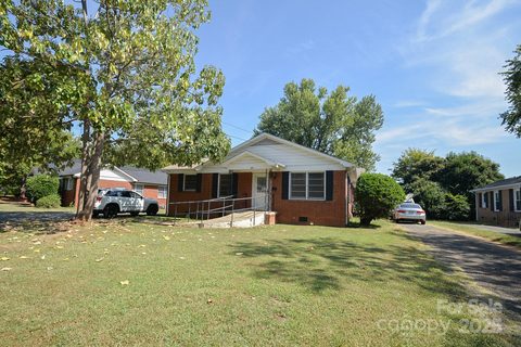 6911 Woodstream Drive