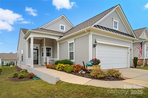 17436 Hawks View Drive pending home in Sun City Carolina Lakes, Indian Land, SC