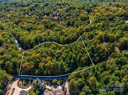 Lot 10 Berry Creek Drive active home in Kenmure, Flat Rock, NC