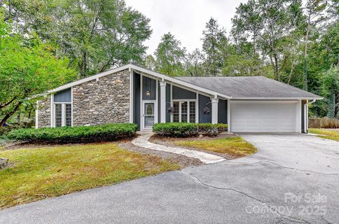 3119 Hickory Hill Road sold home in Hickory Hill, Hendersonville, NC