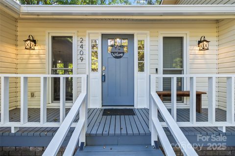 2409 Woodleigh Drive sold home in Woodleigh, Gastonia, NC