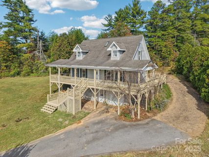136 Ridge Brook Drive sold home in Ridge Brook Estates, Weaverville, NC