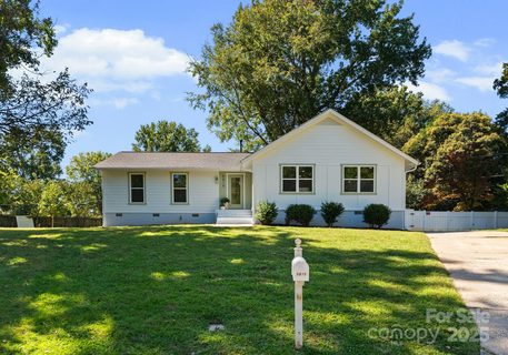 5815 Katrine Court sold home in McGregor Downs, Charlotte, NC