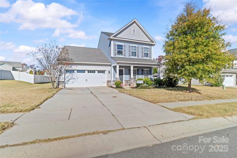 1225 Juddson Drive active home in The Highlands At Greenbrier, Waxhaw, NC