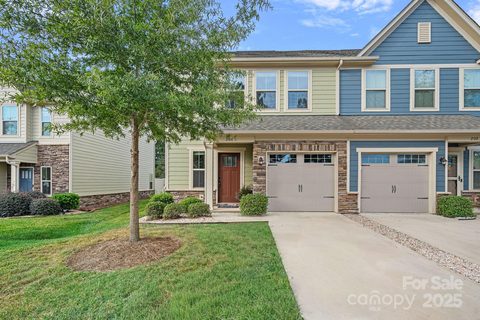 206 Scenic View Lane
