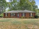 13517 Idlefield Lane sold home in Matthews, SC