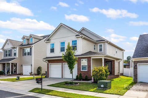 831 Yale Street sold home in Roddey Park, Rock Hill, SC