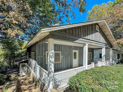 87 Atkins Loop