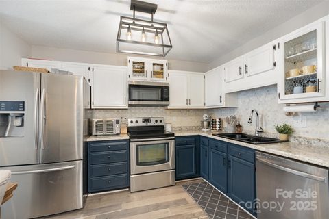 809 Fargo Drive sold home in Oakdale Park, Concord, NC