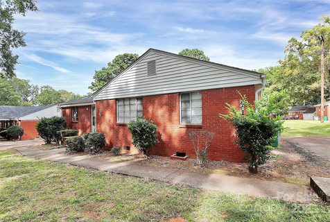 3210 Minnesota Road sold home in Marlborough Woods, Charlotte, NC