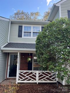 10928 Winterbourne Court