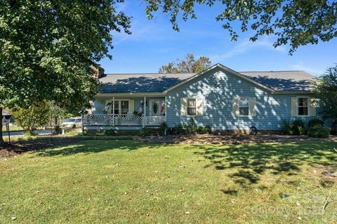 Previously sold for $320,000