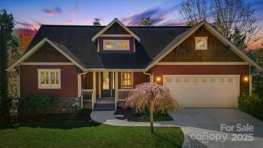 2 Oakhaven Terrace sold home in Eastwood Village, Asheville, NC