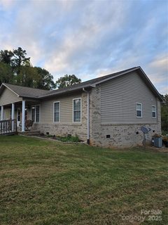 101 Whispering Pines Drive sold townhome in Whispering Pines, Marion, NC
