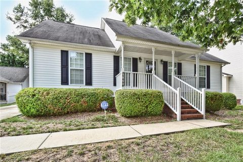 2176 Charles Towne Court
