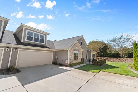1402 Somersby Circle sold townhome in Villas At Robinson Oaks, Gastonia, NC