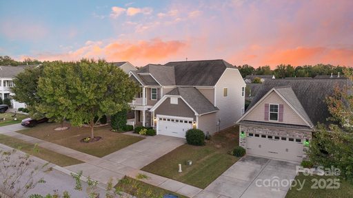 2076 Waverly Court