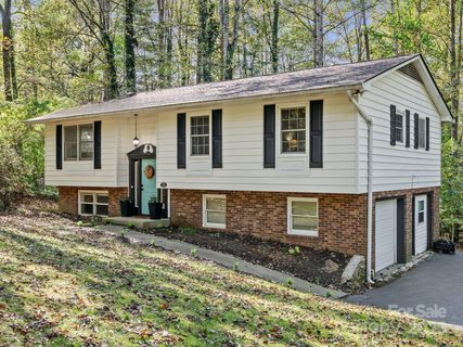 155 Timberlane Drive sold home in Timberlane, Etowah, NC