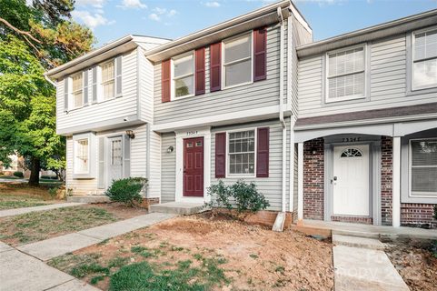 7324 Pebblestone Drive sold home in Waterford, Charlotte, NC