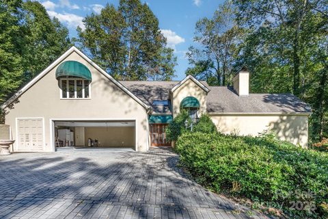 2116 8th Street Drive pending home in Shuford, Hickory, NC