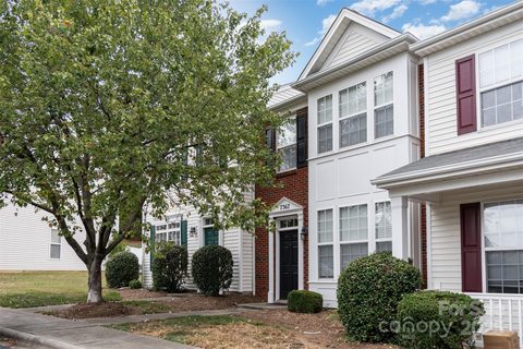 7367 Laurel Valley Road sold townhome in The Mews At Laurel Valley, Charlotte, NC