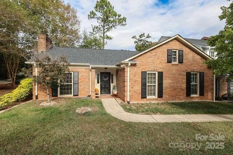 7514 Red Oak Lane sold home in Carmel Hollow, Charlotte, NC