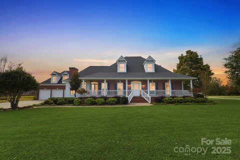 1004 Brockman Road pending home in Chandelle, Greer, SC
