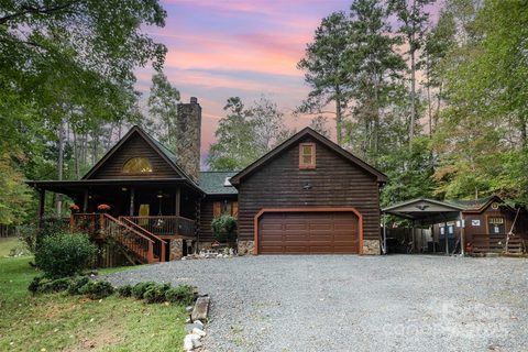 117 Delwood Court active home in Woodrun, Mount Gilead, NC