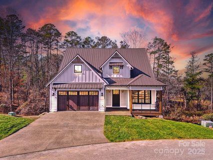 202 Westridge Farm Road active home in Olivette, Asheville, NC