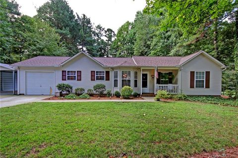 113 Julius Lane