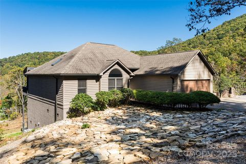 6 Laurel Trail sold home in Cedar Wood Estates, Asheville, NC