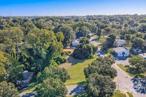 2908 L D Parker Drive active home in Druid Hills, Charlotte, NC