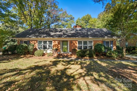 5926 Sharon Road