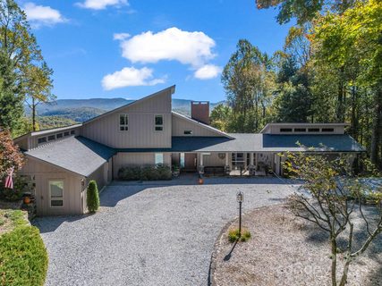 142 Judds Peak Road sold home in Orchard Hill, Saluda, NC