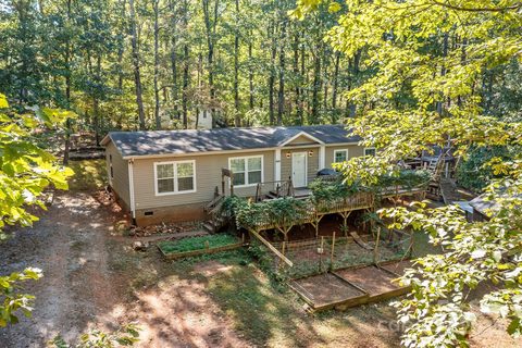 4897 Sierra Drive sold home in Mount Anderson, Maiden, NC