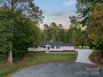 104 Shawnee Circle sold home in Sapona Country Club, Lexington, NC