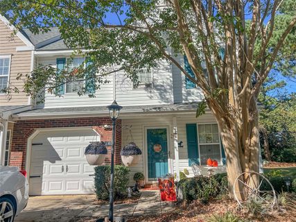 8640 Robinson Forest Drive sold home in Tyler Woods, Charlotte, NC
