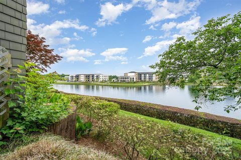 9041 J M Keynes Drive