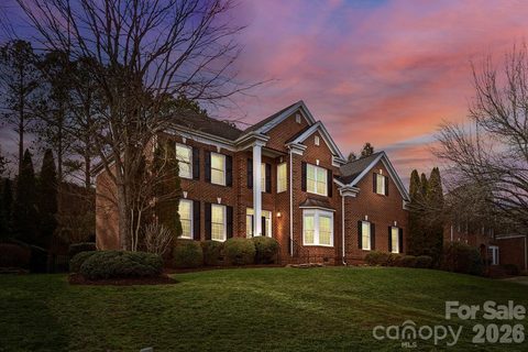 2310 Keara Way