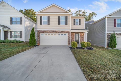 A home in Apple Creek