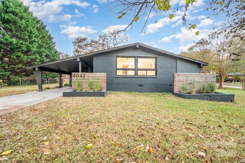 4042 Whipple Place