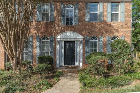 8708 Ellington Park Drive sold home in Ellington Park, Charlotte, NC