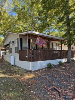 286 Lake Tillery Trail