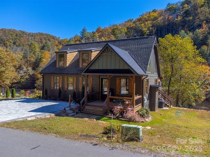 186 Grayling Drive sold home in Cullowhee River Club, Cullowhee, NC