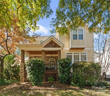 1707 Lombardy Circle