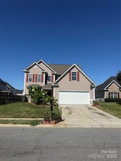 7027 Napton Court sold home in Rocky River Village, Charlotte, NC