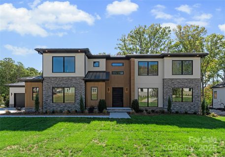 A home in Twin Lakes