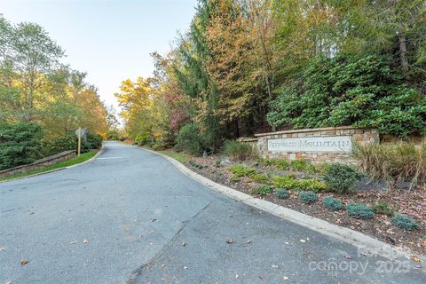510 Sweetspire Ridge active home in Reynolds Mountain, Asheville, NC